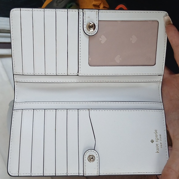 White Kate Spade Snap Wallet - Picture 5 of 11